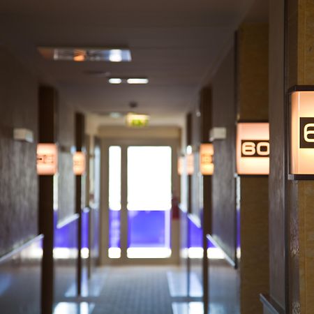 Breaking Business Hotel Mosciano Sant'Angelo Exterior photo