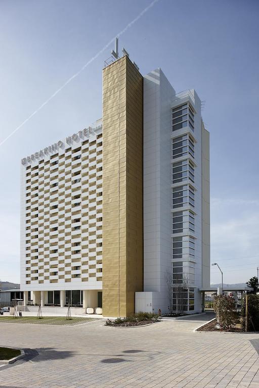 Breaking Business Hotel Mosciano Sant'Angelo Exterior photo