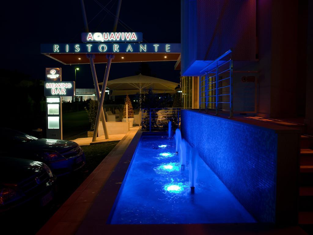 Breaking Business Hotel Mosciano Sant'Angelo Exterior photo