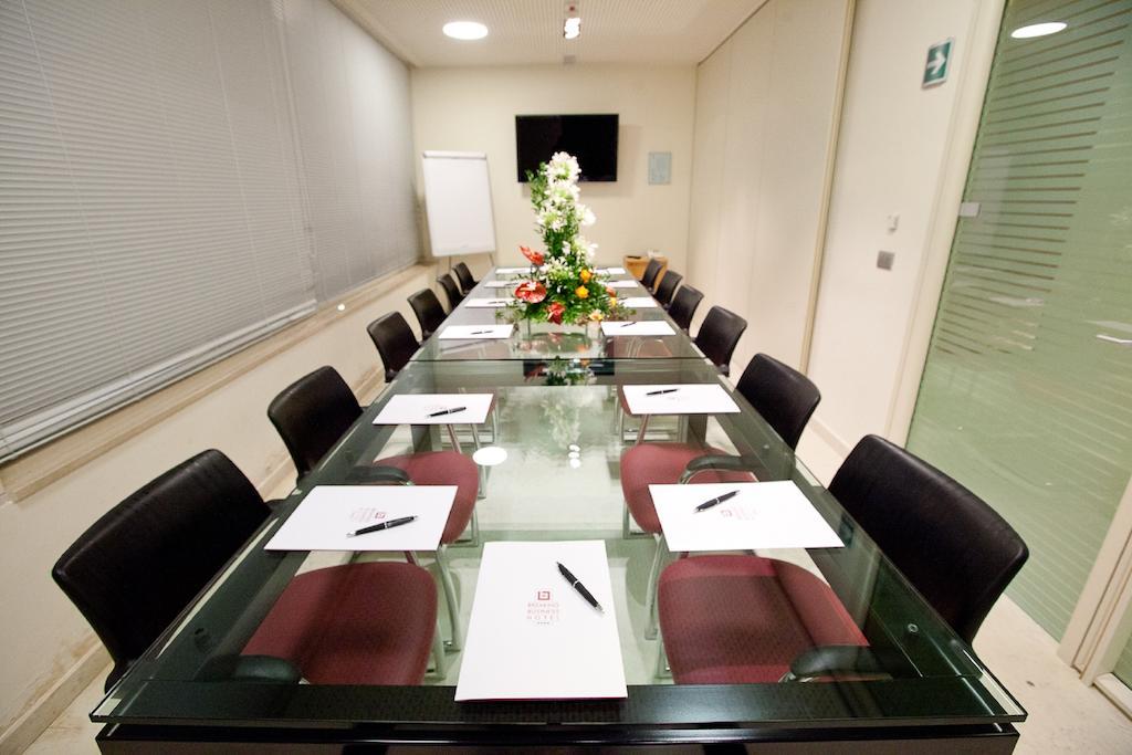 Breaking Business Hotel Mosciano Sant'Angelo Exterior photo